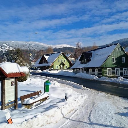 Penzion V Zelený Rokytnice nad Jizerou Exterior foto