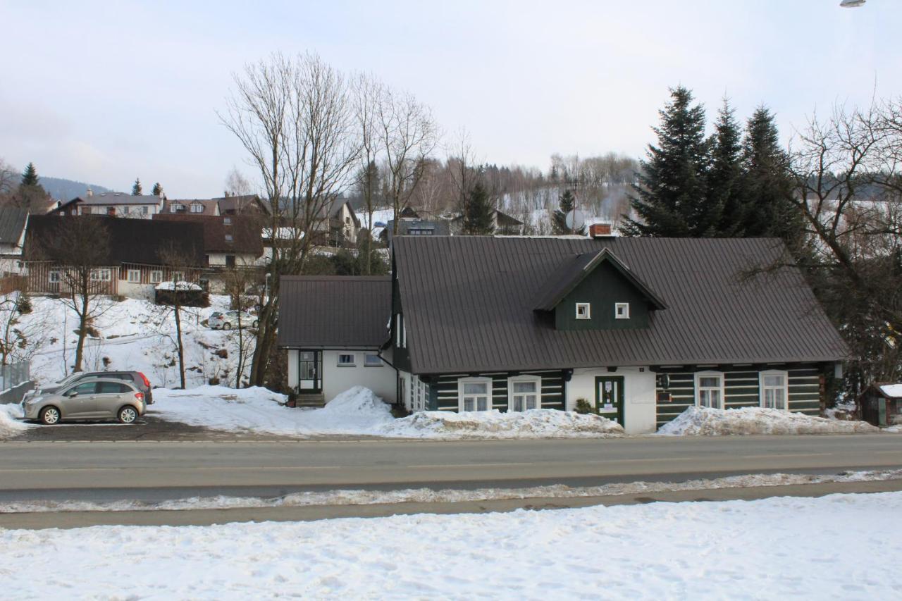 Penzion V Zelený Rokytnice nad Jizerou Exterior foto