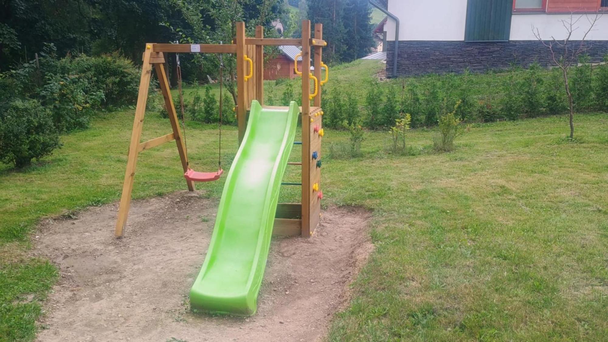 Penzion V Zelený Rokytnice nad Jizerou Exterior foto